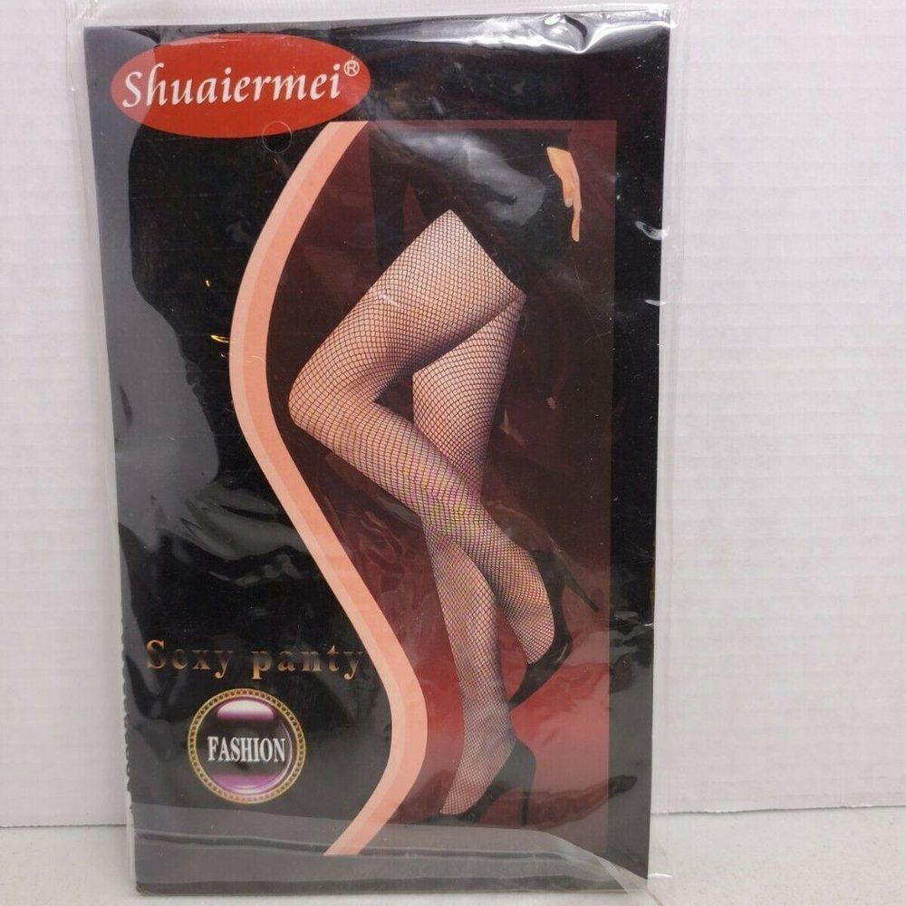 Shuaiermei Plus Size Black Diamond Fishnet Tights. Condition is "New with tags."